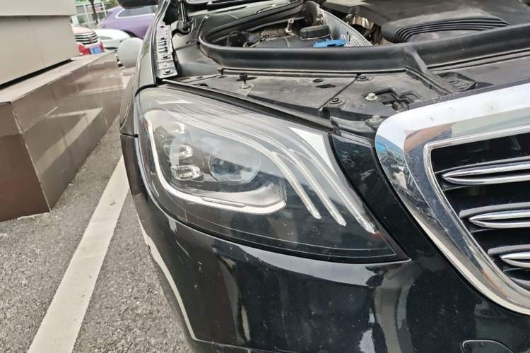 Used Mercedes-Benz S-Class 2020 S 350 L Business Class Ultimate Edition Right Front Headlight
