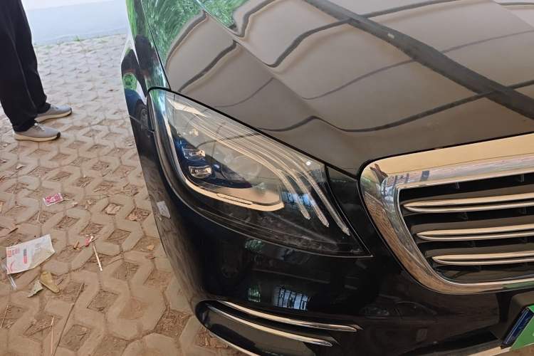 Used Mercedes-Benz S-Class 2020 S 450 L 4MATIC Exclusive Edition Right Front Headlight
