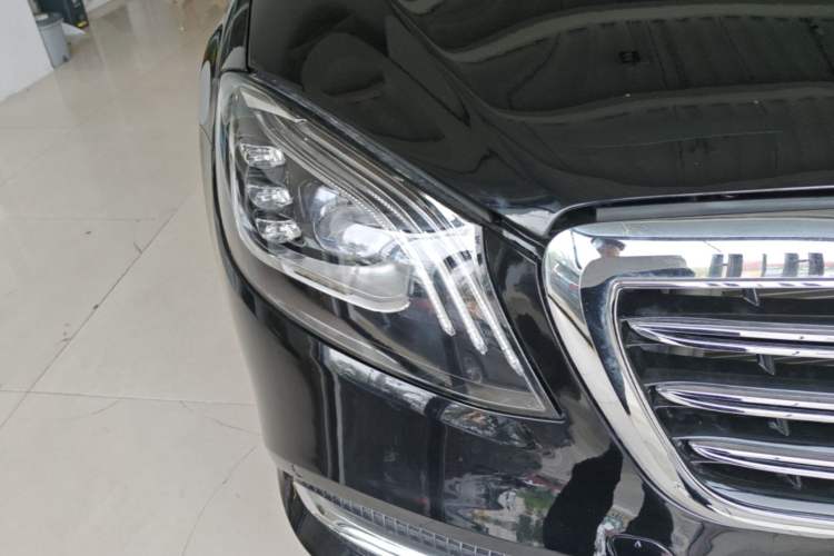 Used Mercedes-Benz S-Class 2020 S 350 L Exclusive Edition Prestige Collection Right Front Headlight