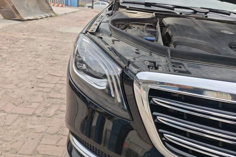 Used Mercedes-Benz S-Class 2020 S 350 L Business Class Ultimate Edition Right Front Headlight