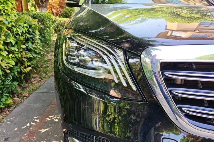 Used Mercedes-Benz S-Class 2020 S 350 L Business Class Ultimate Edition Right Front Headlight