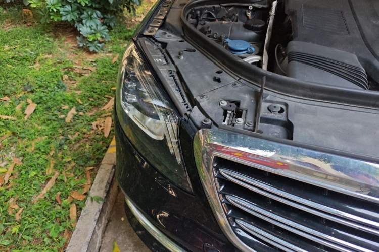 Used Mercedes-Benz S-Class 2020 S 350 L Exclusive Edition Prestige Collection Right Front Headlight