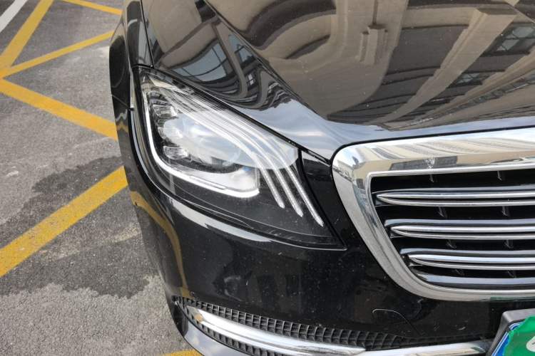 Used Mercedes-Benz S-Class 2020 S 350 L Business Class Ultimate Edition Right Front Headlight
