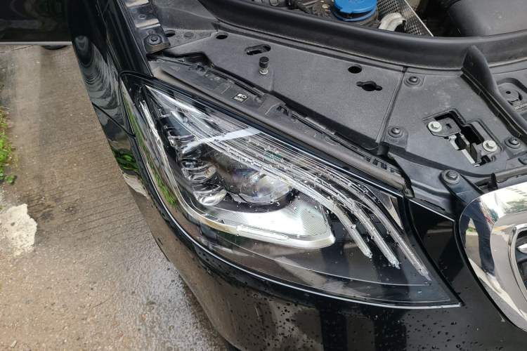 Used Mercedes-Benz S-Class 2020 S 350 L Exclusive Edition Prestige Collection Right Front Headlight