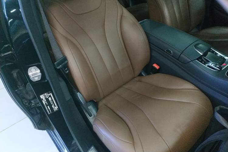 Used Mercedes-Benz S-Class 2020 S 350 L Business Class Ultimate Edition Right Front Seat