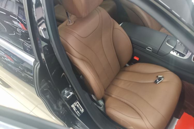 Used Mercedes-Benz S-Class 2020 S 350 L Business Class Ultimate Edition Right Front Seat