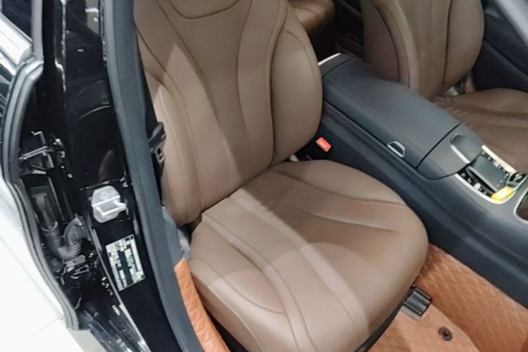 Used Mercedes-Benz S-Class 2020 S 350 L Business Class Ultimate Edition Right Front Seat