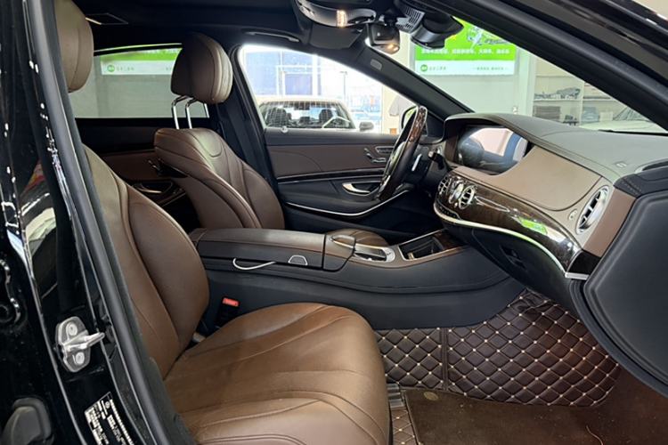 Used Mercedes-Benz S-Class 2020 S 350 L Exclusive Edition Prestige Collection Right Front Seat