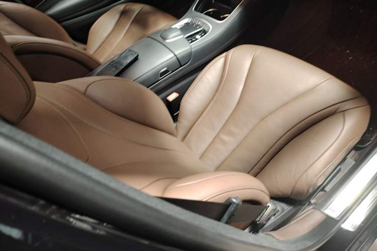 Used Mercedes-Benz S-Class 2020 S 350 L Business Class Ultimate Edition Right Front Seat