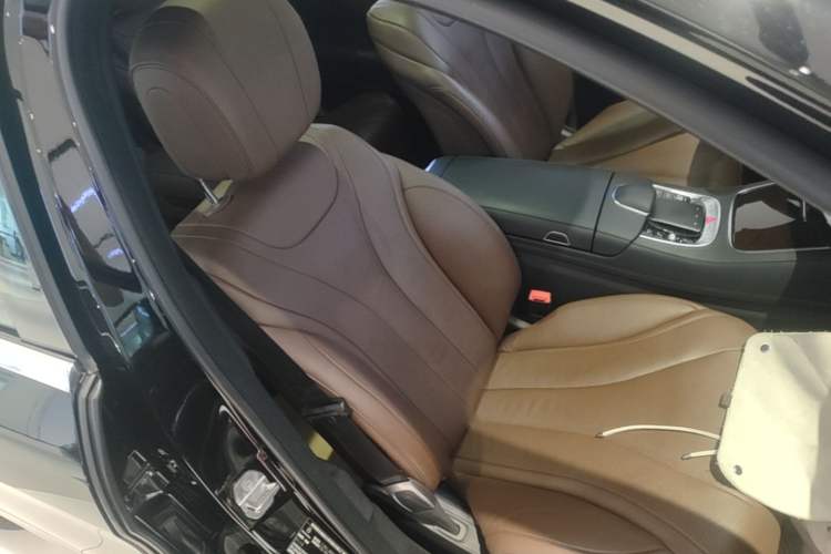 Used Mercedes-Benz S-Class 2020 S 350 L Business Class Ultimate Edition Right Front Seat