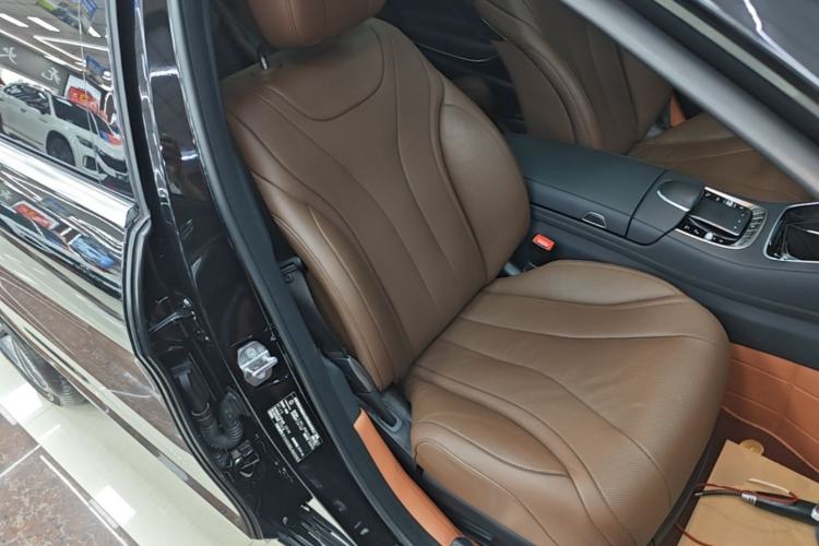 Used Mercedes-Benz S-Class 2020 S 350 L Exclusive Edition Prestige Collection Right Front Seat