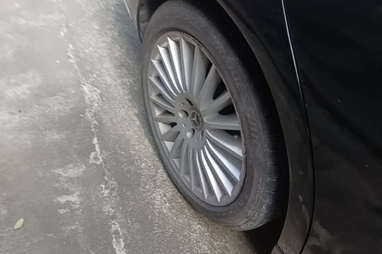 Used Mercedes-Benz S-Class 2020 S 350 L Business Class Ultimate Edition Right Rear Wheel Hub