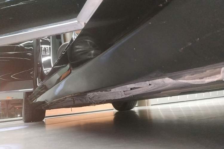Used Mercedes-Benz S-Class 2020 S 350 L Business Class Ultimate Edition Right Side Sill