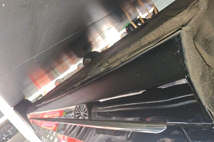 Used Mercedes-Benz S-Class 2020 S 350 L Business Class Ultimate Edition Right Side Sill