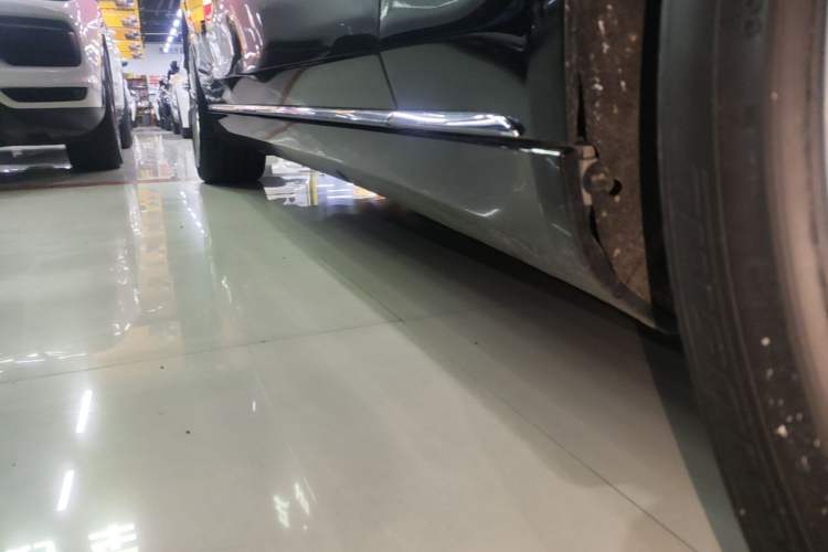 Used Mercedes-Benz S-Class 2020 S 350 L Business Class Ultimate Edition Right Side Sill