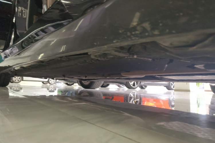 Used Mercedes-Benz S-Class 2020 S 350 L Business Class Ultimate Edition Right Side Sill