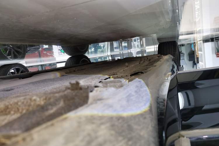 Used Mercedes-Benz S-Class 2020 S 350 L Business Class Ultimate Edition Right Side Sill