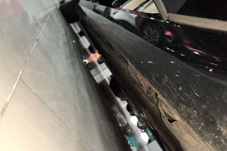 Used Mercedes-Benz S-Class 2020 S 350 L Business Class Ultimate Edition Right Side Sill