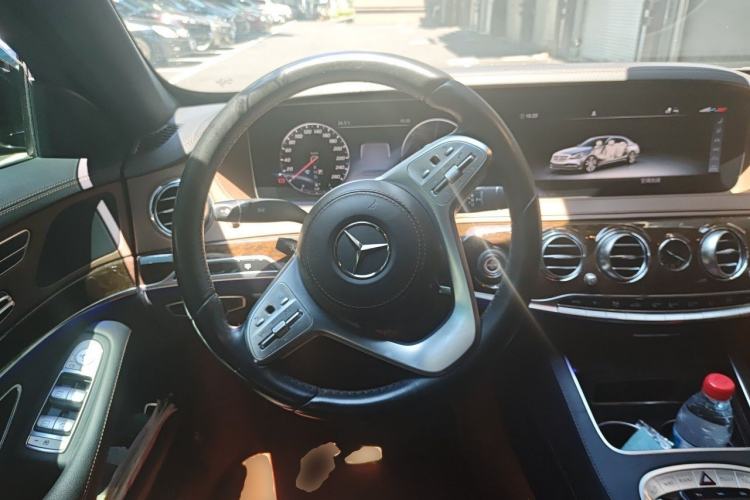 Used Mercedes-Benz S-Class 2020 S 350 L Business Class Ultimate Edition Steering Wheel