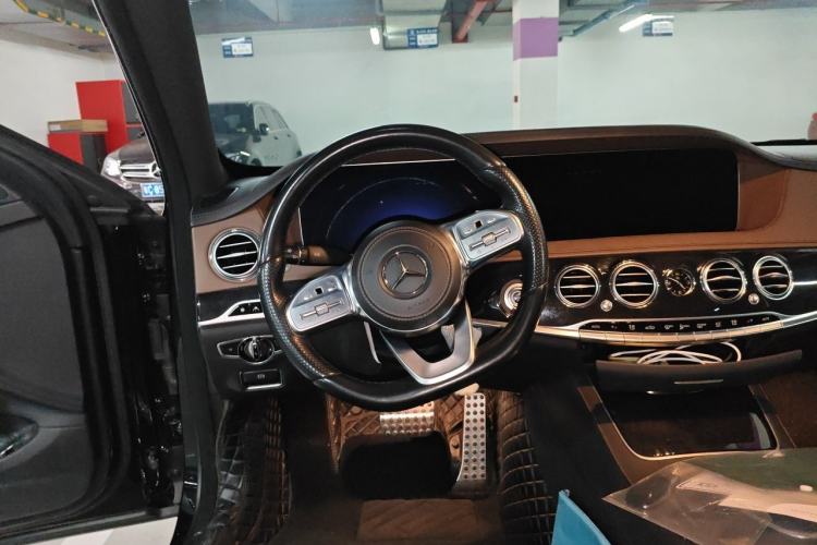 Used Mercedes-Benz S-Class 2020 S 450 L 4MATIC Exclusive Edition Steering Wheel
