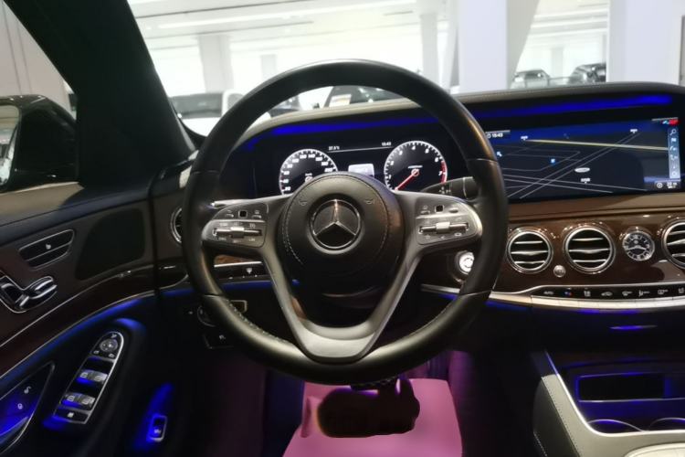 Used Mercedes-Benz S-Class 2020 S 350 L Business Class Ultimate Edition Steering Wheel