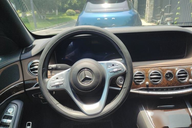 Used Mercedes-Benz S-Class 2020 S 350 L Business Class Ultimate Edition Steering Wheel