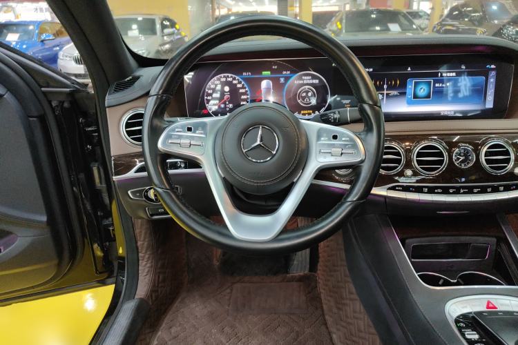 Used Mercedes-Benz S-Class 2020 S 350 L Business Class Ultimate Edition Steering Wheel