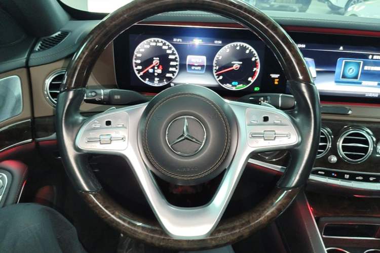 Used Mercedes-Benz S-Class 2020 S 350 L Exclusive Edition Prestige Collection Steering Wheel
