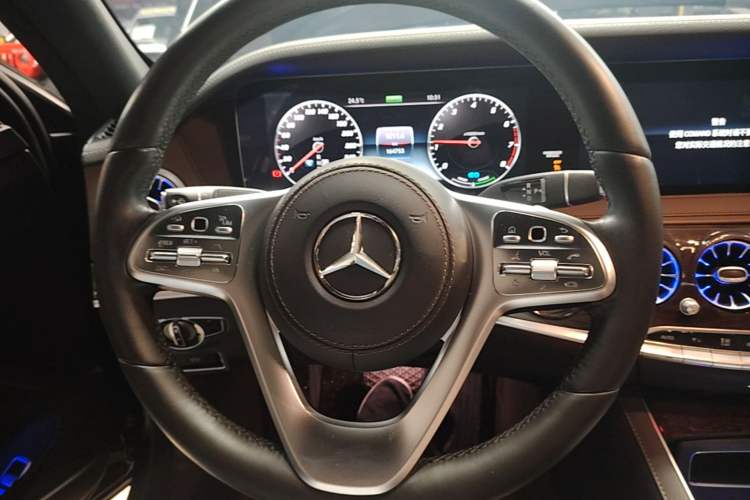 Used Mercedes-Benz S-Class 2020 S 350 L Business Class Ultimate Edition Steering Wheel