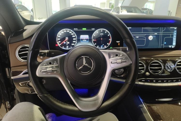 Used Mercedes-Benz S-Class 2020 S 350 L Business Class Ultimate Edition Steering Wheel
