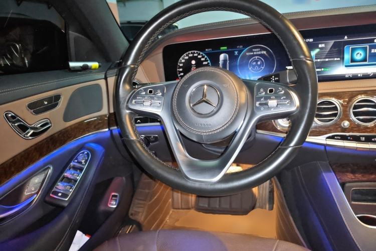 Used Mercedes-Benz S-Class 2020 S 350 L Business Class Ultimate Edition Steering Wheel