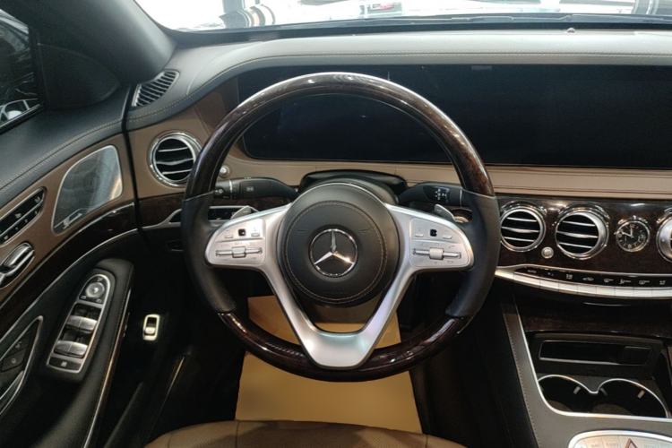 Used Mercedes-Benz S-Class 2020 S 350 L Exclusive Edition Prestige Collection Steering Wheel