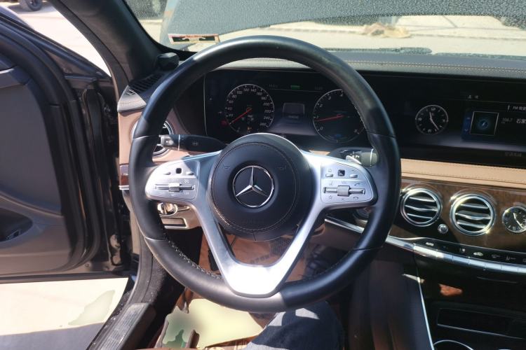 Used Mercedes-Benz S-Class 2020 S 350 L Business Class Ultimate Edition Steering Wheel