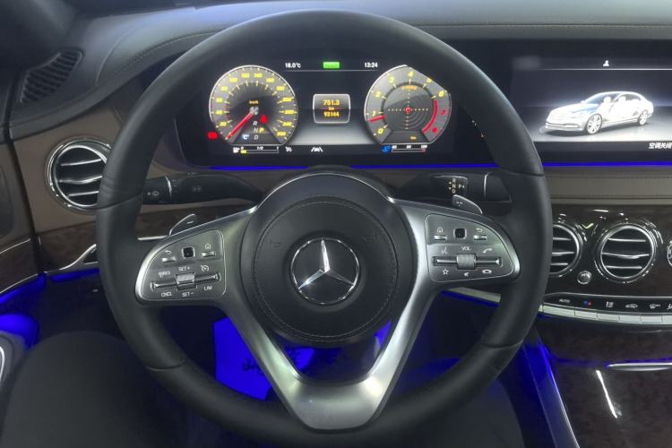 Used Mercedes-Benz S-Class 2020 S 350 L Business Class Ultimate Edition Steering Wheel