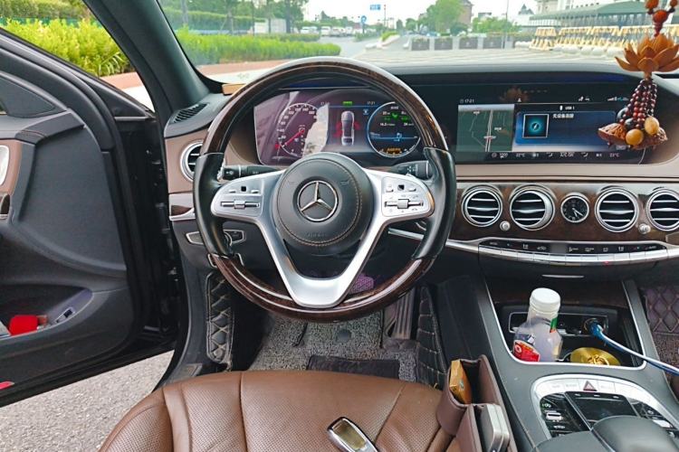 Used Mercedes-Benz S-Class 2020 S 350 L Exclusive Edition Prestige Collection Steering Wheel