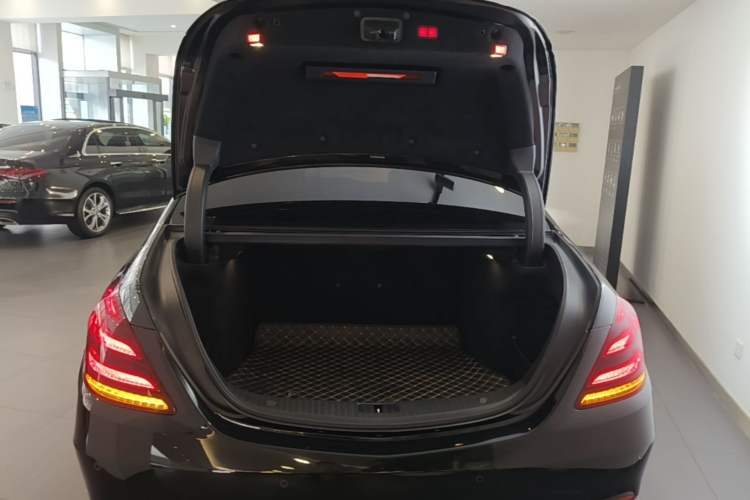 Used Mercedes-Benz S-Class 2020 S 350 L Exclusive Edition Prestige Collection Trunk