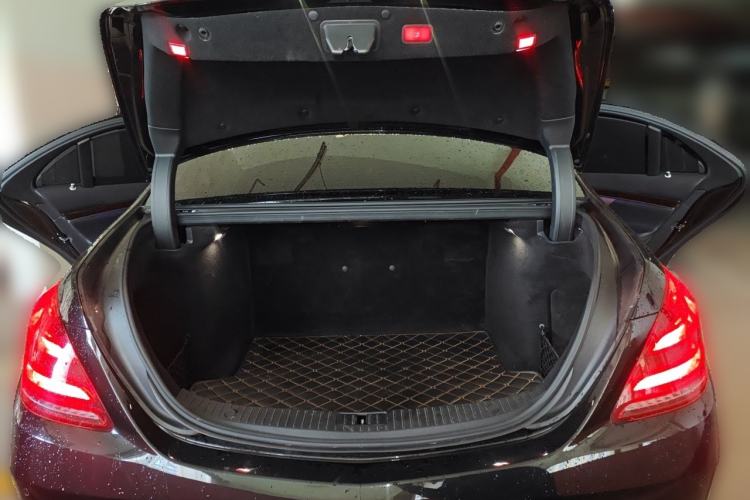 Used Mercedes-Benz S-Class 2020 S 350 L Business Class Ultimate Edition Trunk