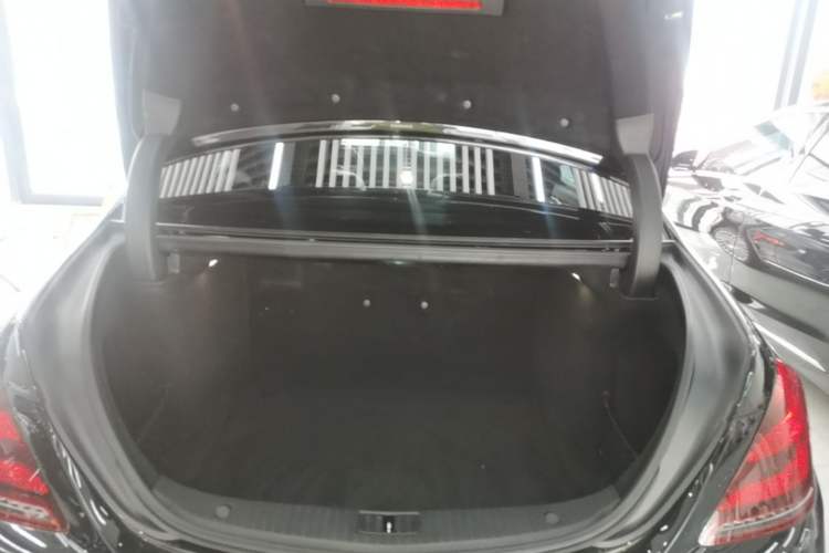 Used Mercedes-Benz S-Class 2020 S 350 L Business Class Ultimate Edition Trunk