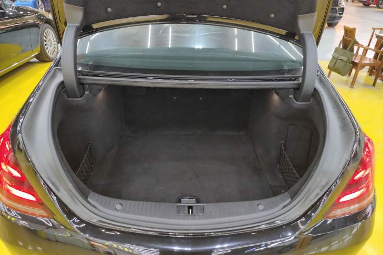 Used Mercedes-Benz S-Class 2020 S 350 L Business Class Ultimate Edition Trunk