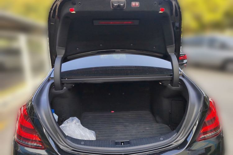 Used Mercedes-Benz S-Class 2020 S 450 L 4MATIC Exclusive Edition Trunk