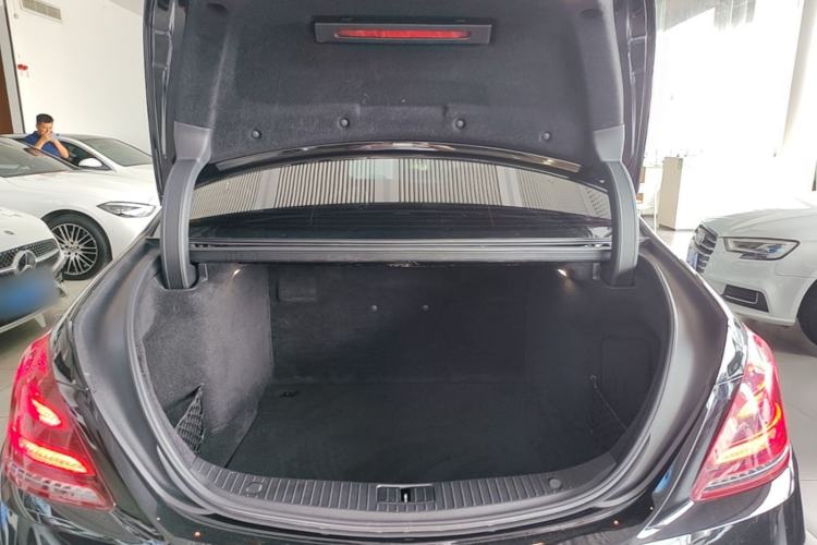 Used Mercedes-Benz S-Class 2020 S 350 L Business Class Ultimate Edition Trunk