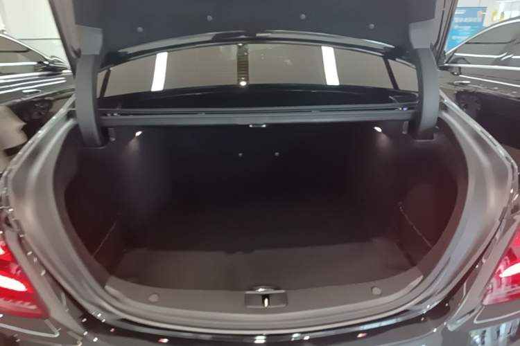 Used Mercedes-Benz S-Class 2020 S 350 L Exclusive Edition Prestige Collection Trunk