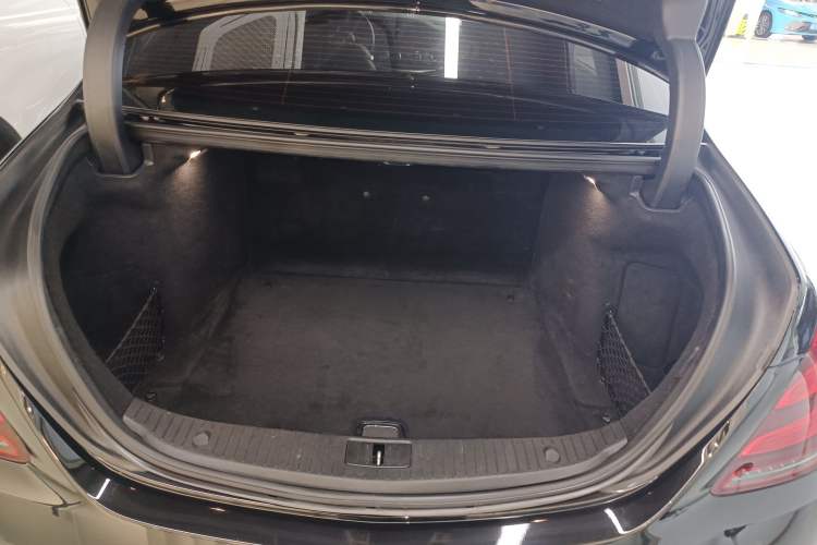 Used Mercedes-Benz S-Class 2020 S 350 L Business Class Ultimate Edition Trunk