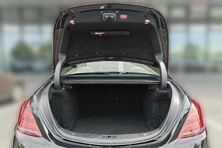 Used Mercedes-Benz S-Class 2020 S 350 L Business Class Ultimate Edition Trunk