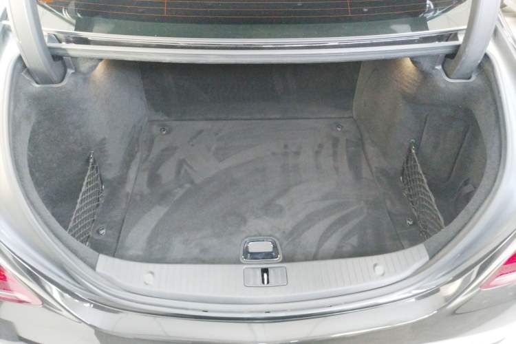 Used Mercedes-Benz S-Class 2020 S 350 L Business Class Ultimate Edition Trunk