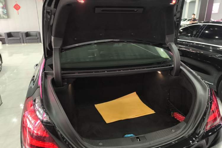 Used Mercedes-Benz S-Class 2020 S 350 L Business Class Ultimate Edition Trunk