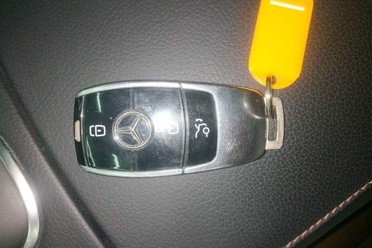 Used Mercedes-Benz S-Class 2020 S 350 L Business Class Ultimate Edition Vehicle Key