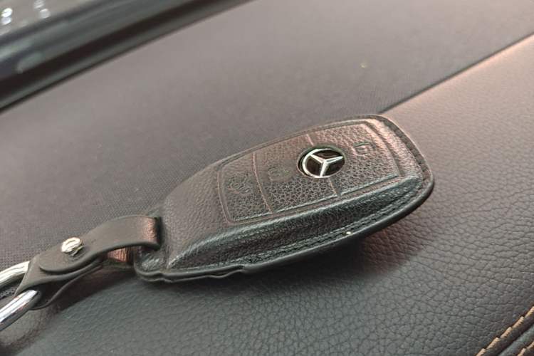 Used Mercedes-Benz S-Class 2020 S 350 L Business Class Ultimate Edition Vehicle Key