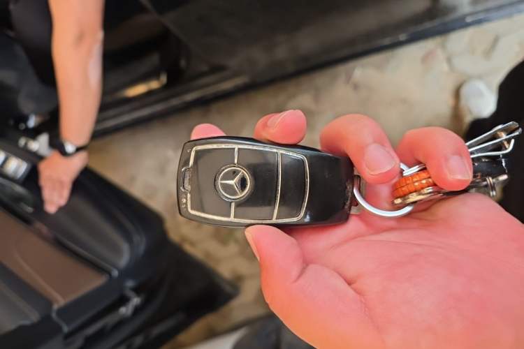 Used Mercedes-Benz S-Class 2020 S 450 L 4MATIC Exclusive Edition Vehicle Key