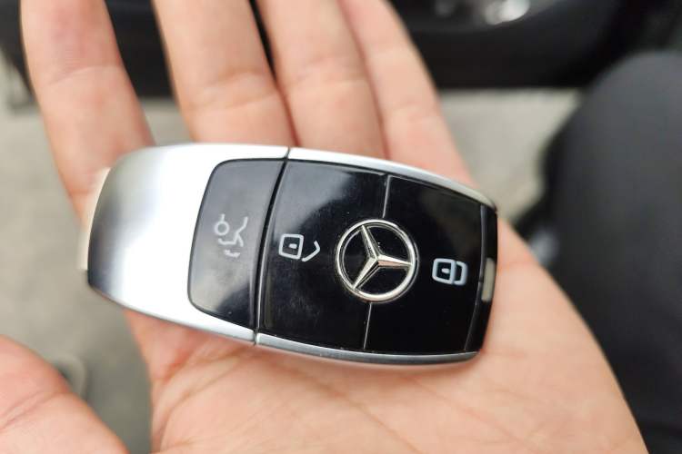 Used Mercedes-Benz S-Class 2020 S 450 L 4MATIC Exclusive Edition Vehicle Key
